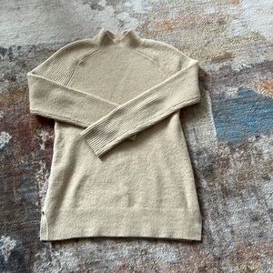 Banana Republic merino wool Sweater